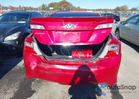 2014 Toyota Camry Se z USA, uszkodzony, nr VIN 4T1BF1FK9EU772806